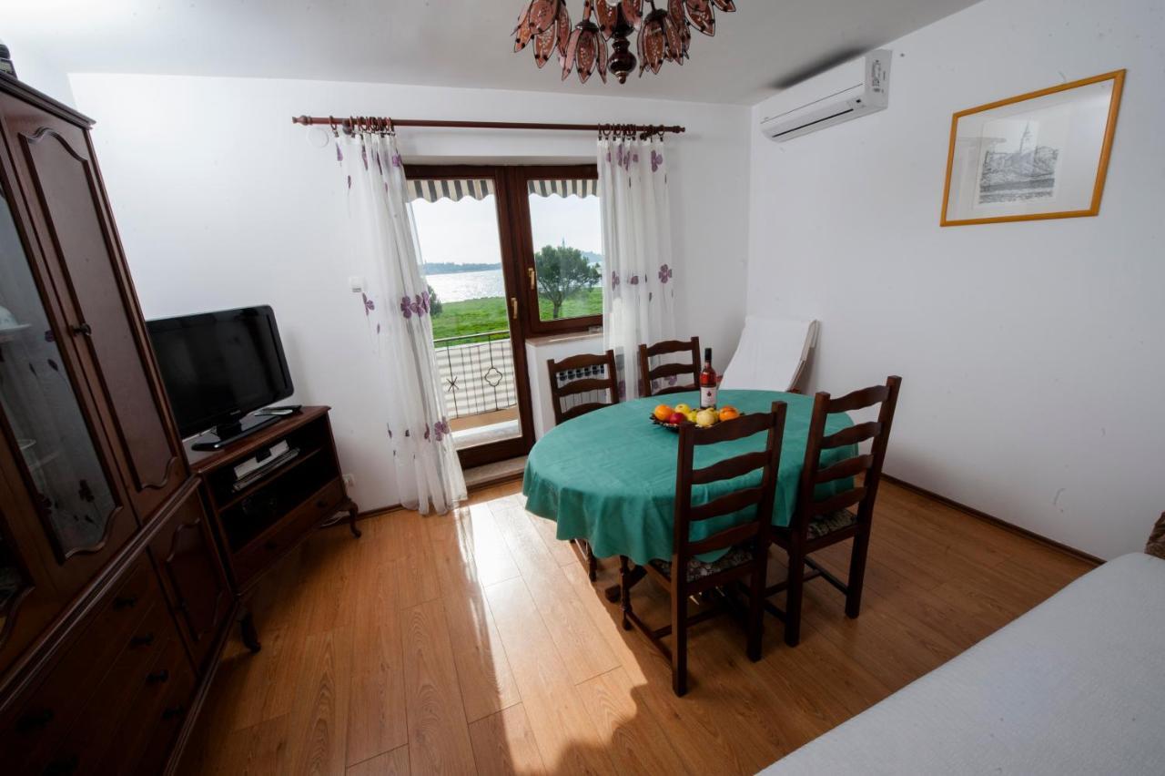 Apartments Val Mari - Laguna ロヴィニ エクステリア 写真