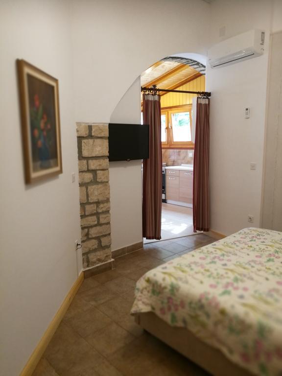 Apartments Val Mari - Laguna ロヴィニ エクステリア 写真