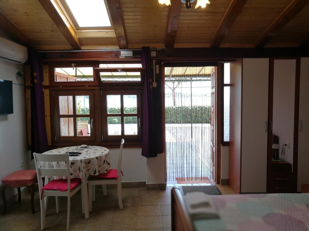 Apartments Val Mari - Laguna ロヴィニ エクステリア 写真